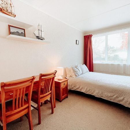 Alpine House Tongariro - Turangi Holiday Home Exterior foto